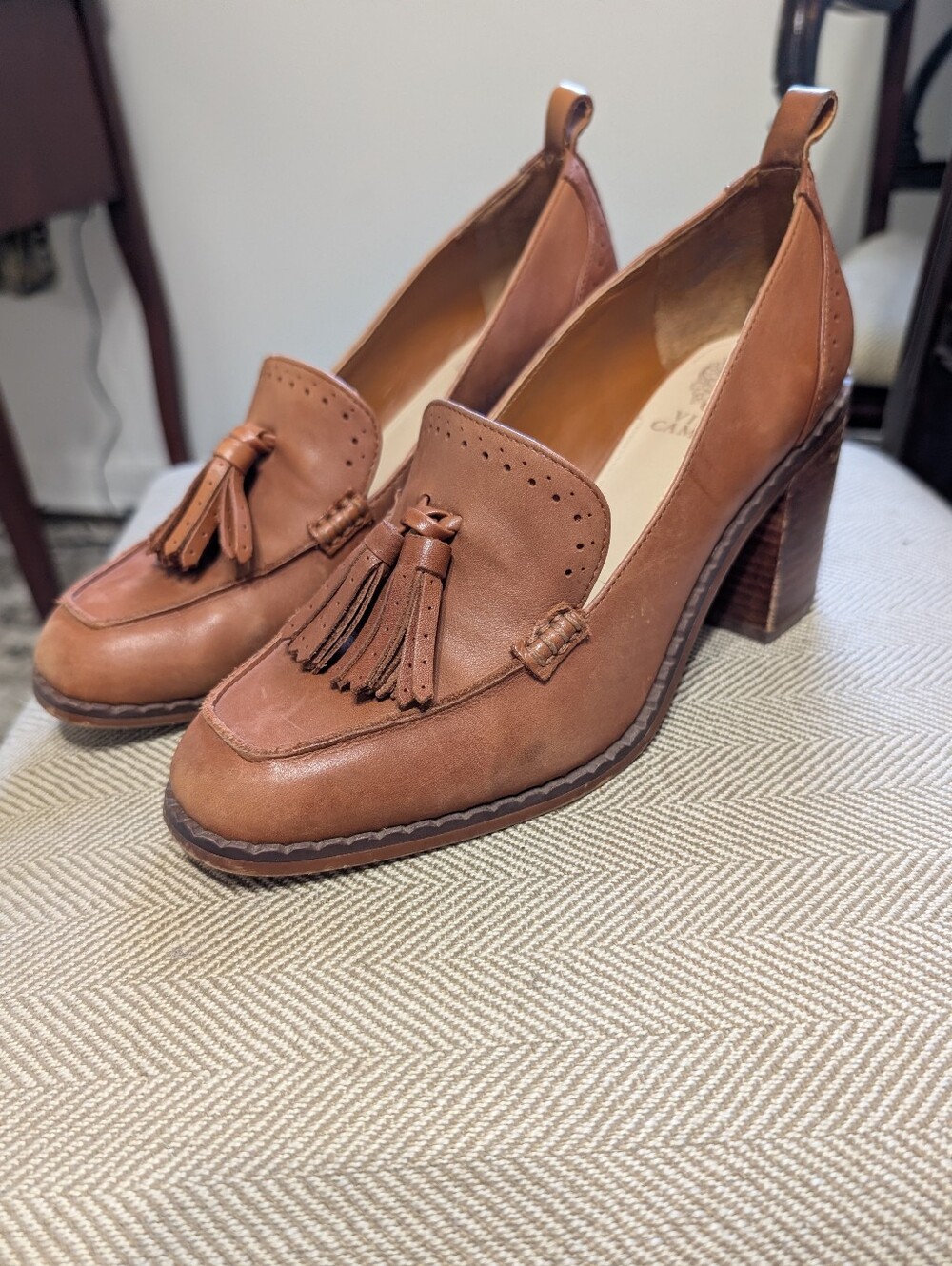 Vince Camuto Brown Tassel Healed Loafers 9
